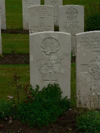 Etaples Military Cemetery - McBeath, James